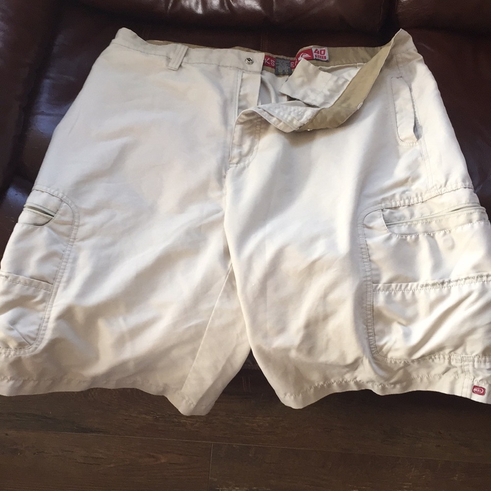 Quicksilver shorts. Size 40.